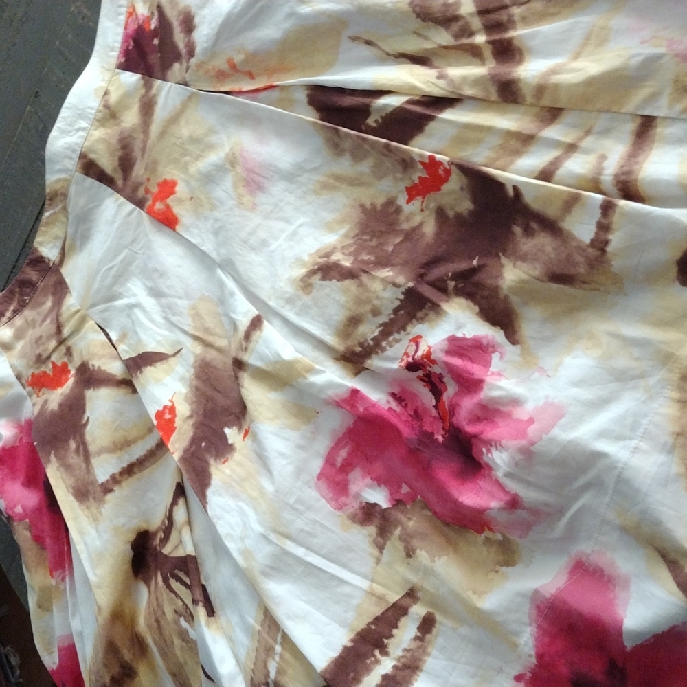 TALBOT'S SZ 12 FLORAL MIDI PLEATED SKIRT 💞